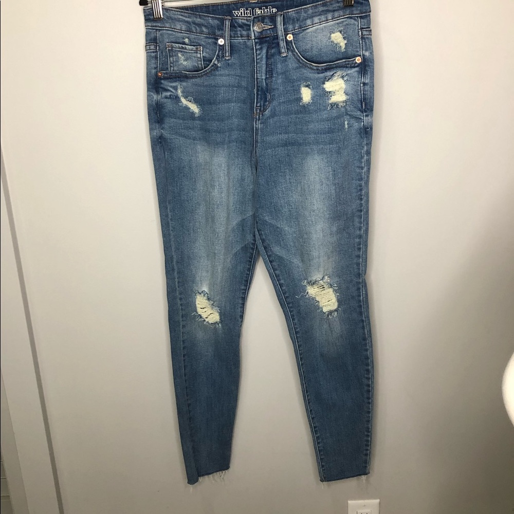 High waisted jeans